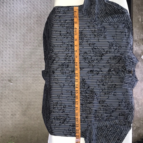 Men’s Long Sleeve Button Down Dress Shirt - Picture 6 of 7